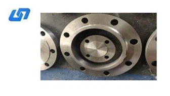 فلنج جوشکاری تخت تیتانیوم